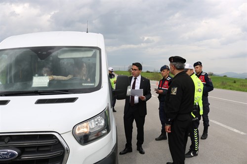 Kaymakam KORKMAZ Trafik ve Asayiş Kontrol Noktasını ziyaret etti