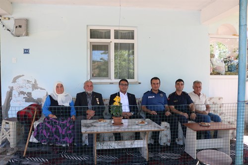 Kaymakam KORKMAZ Kahraman Gazimizi Ziyaret Etti
